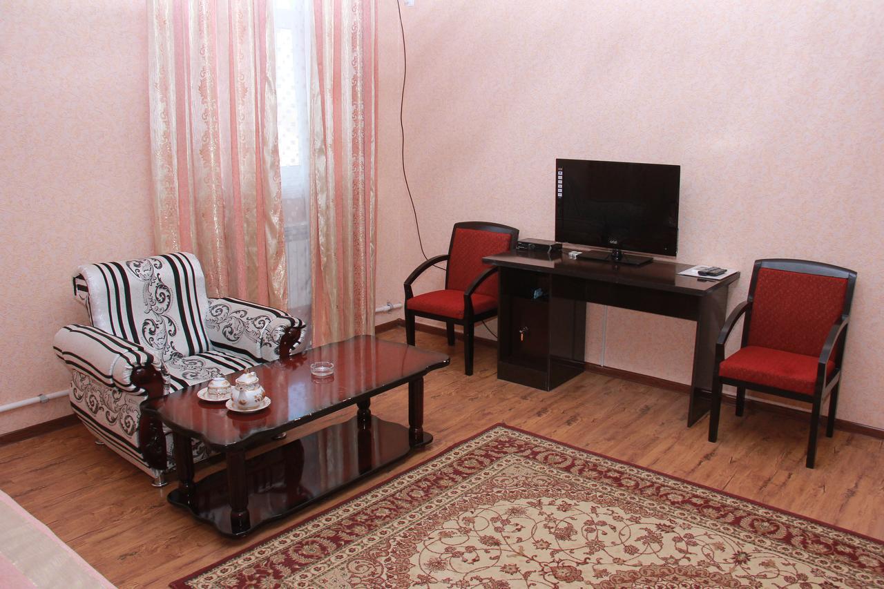 Ratmina Hotel Nukus 外观 照片