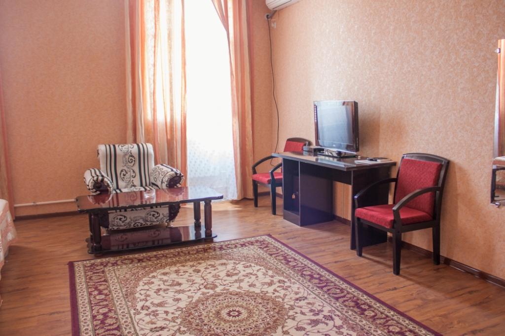 Ratmina Hotel Nukus 外观 照片